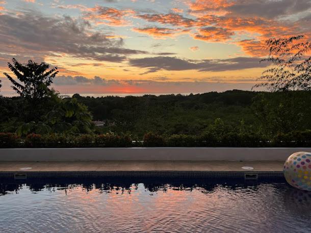 Puesta Del Sol Hotel Quepos Kültér fotó