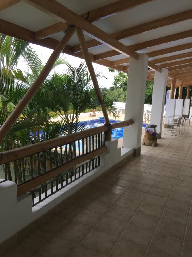 Puesta Del Sol Hotel Quepos Kültér fotó