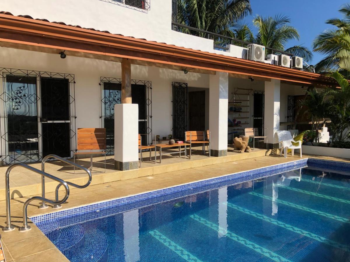 Puesta Del Sol Hotel Quepos Kültér fotó
