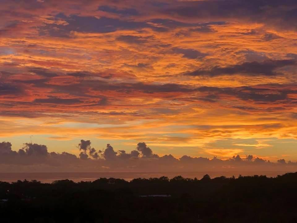 Puesta Del Sol Hotel Quepos Kültér fotó